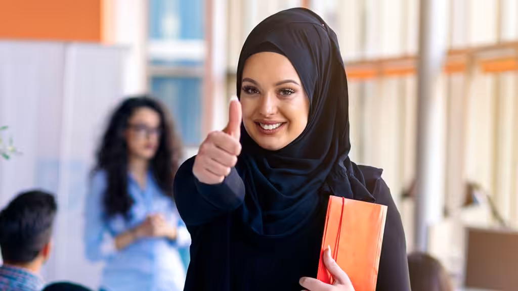 WHAT IS THE ELIGIBILITY CRITERIA TO GET A STUDENT LOAN IN THE UAE?