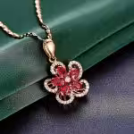 Easy Ways to Repair a Damaged Diamond Necklace Chain