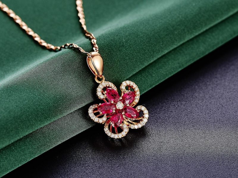 Don’t Replace It Yet: Easy Ways to Repair a Damaged Diamond Necklace Chain